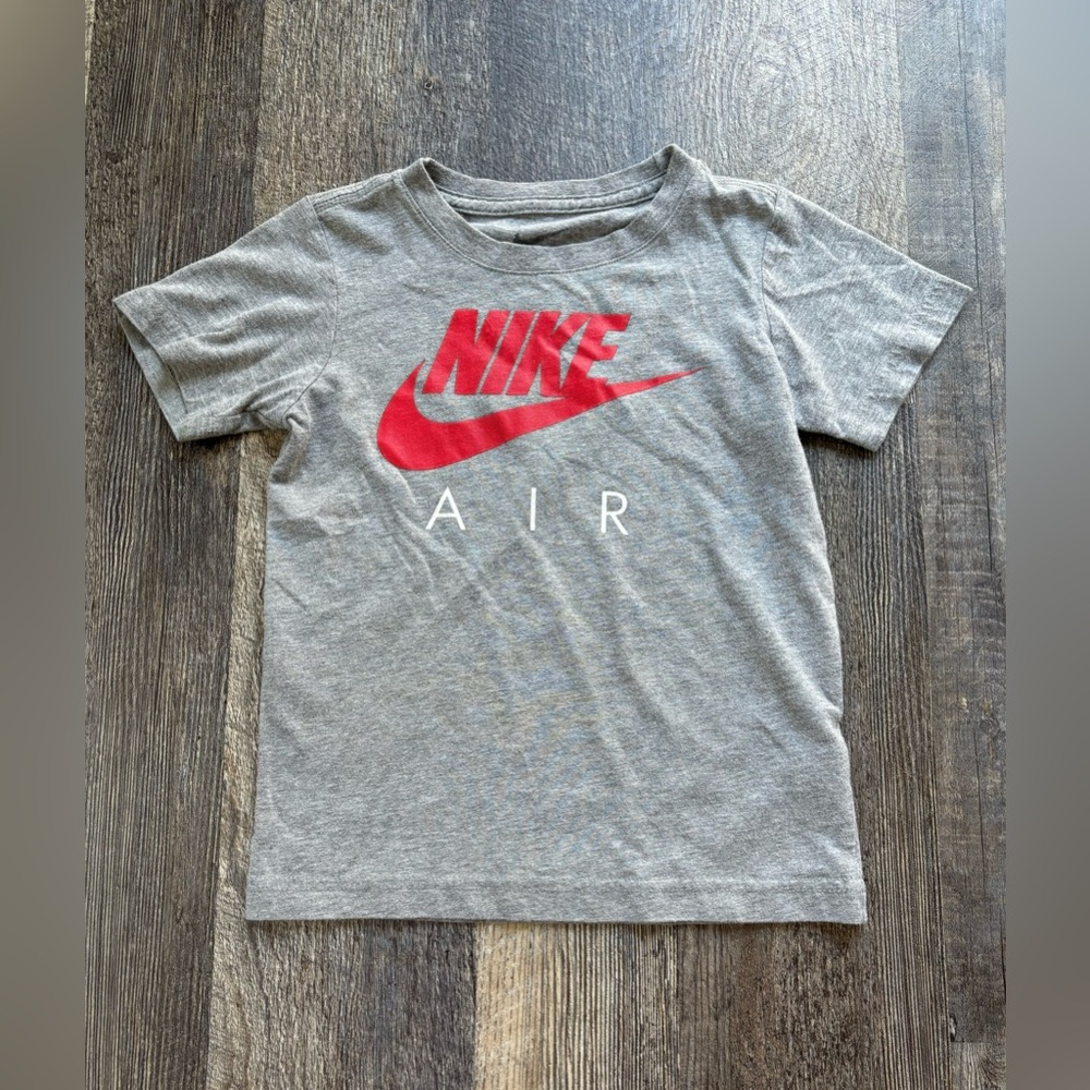 Nike tshirt